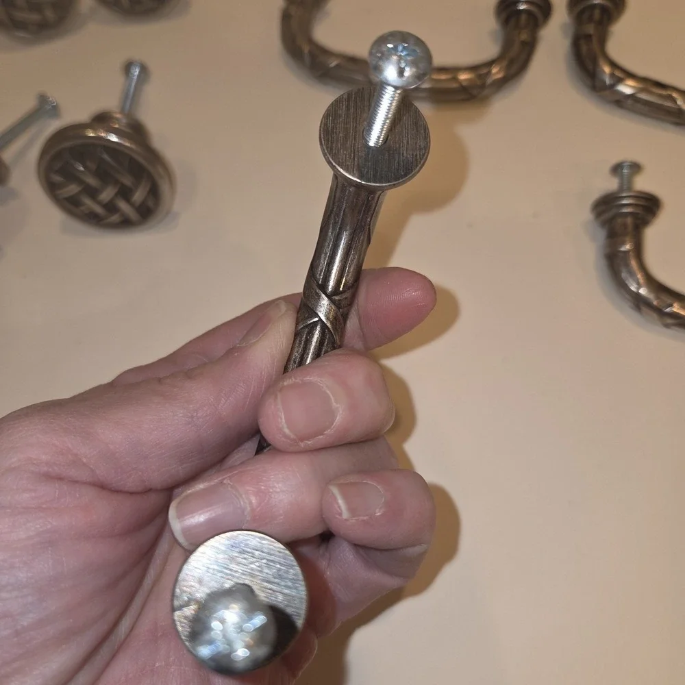Lot of 20 Basket Weave Cabinet Drawer Pulls + 8 Knobs – Heavy Cast Metal –...